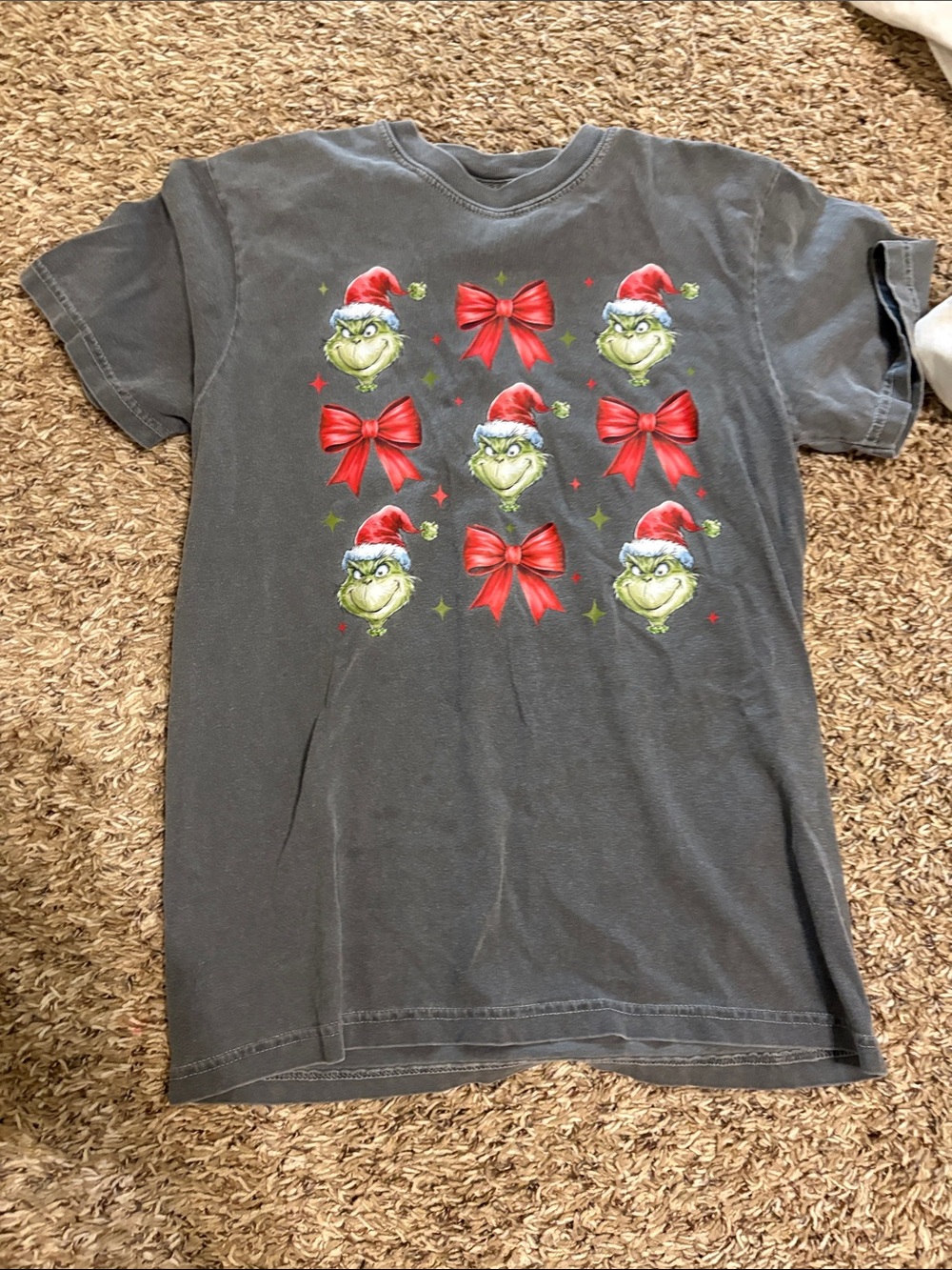 Kids' Gray Grinch Holiday Tee with Red Bows